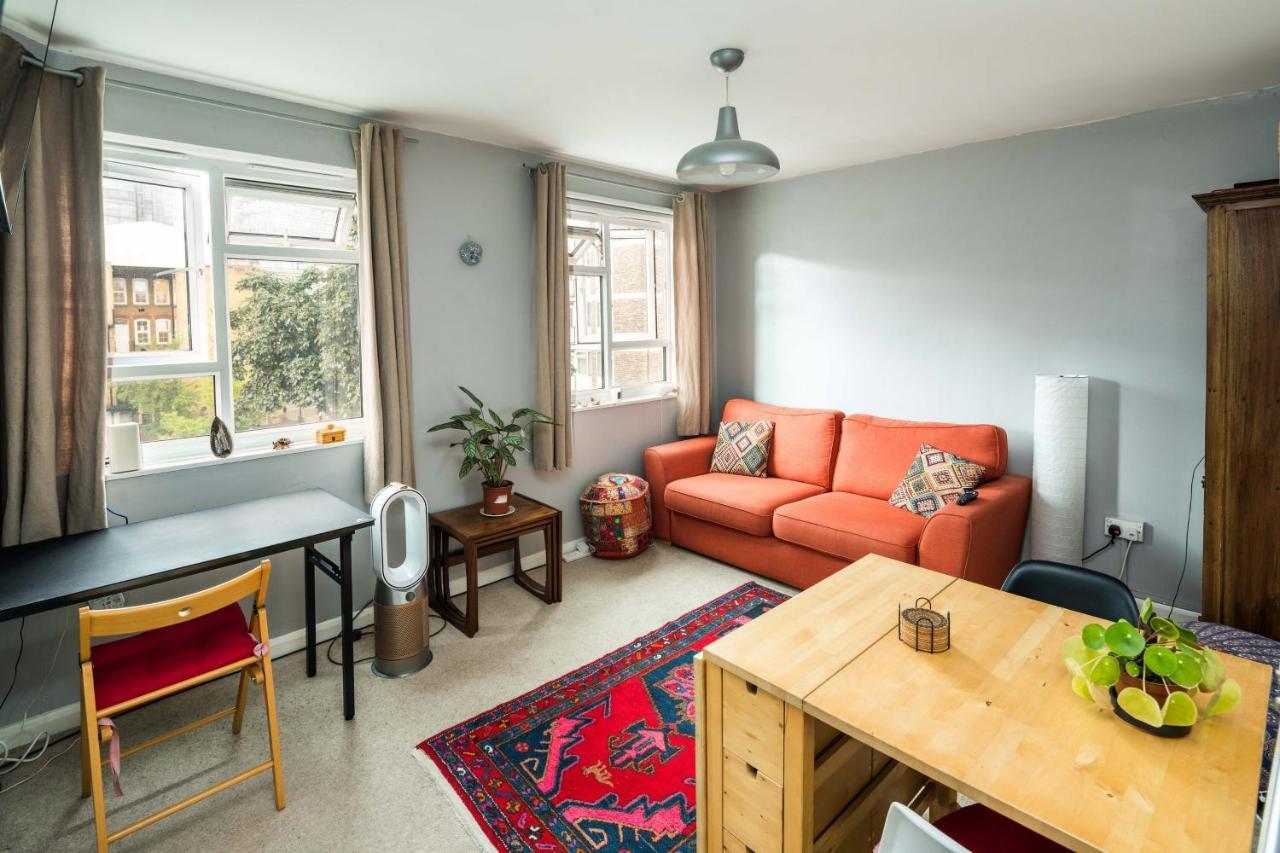2bd Stylish W/t Grand Piano Apartment