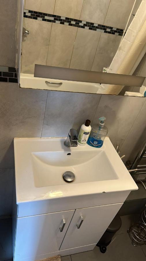 3 Bedroom Flat In King's Cross, St Pancras's. 8 People Leilighet London