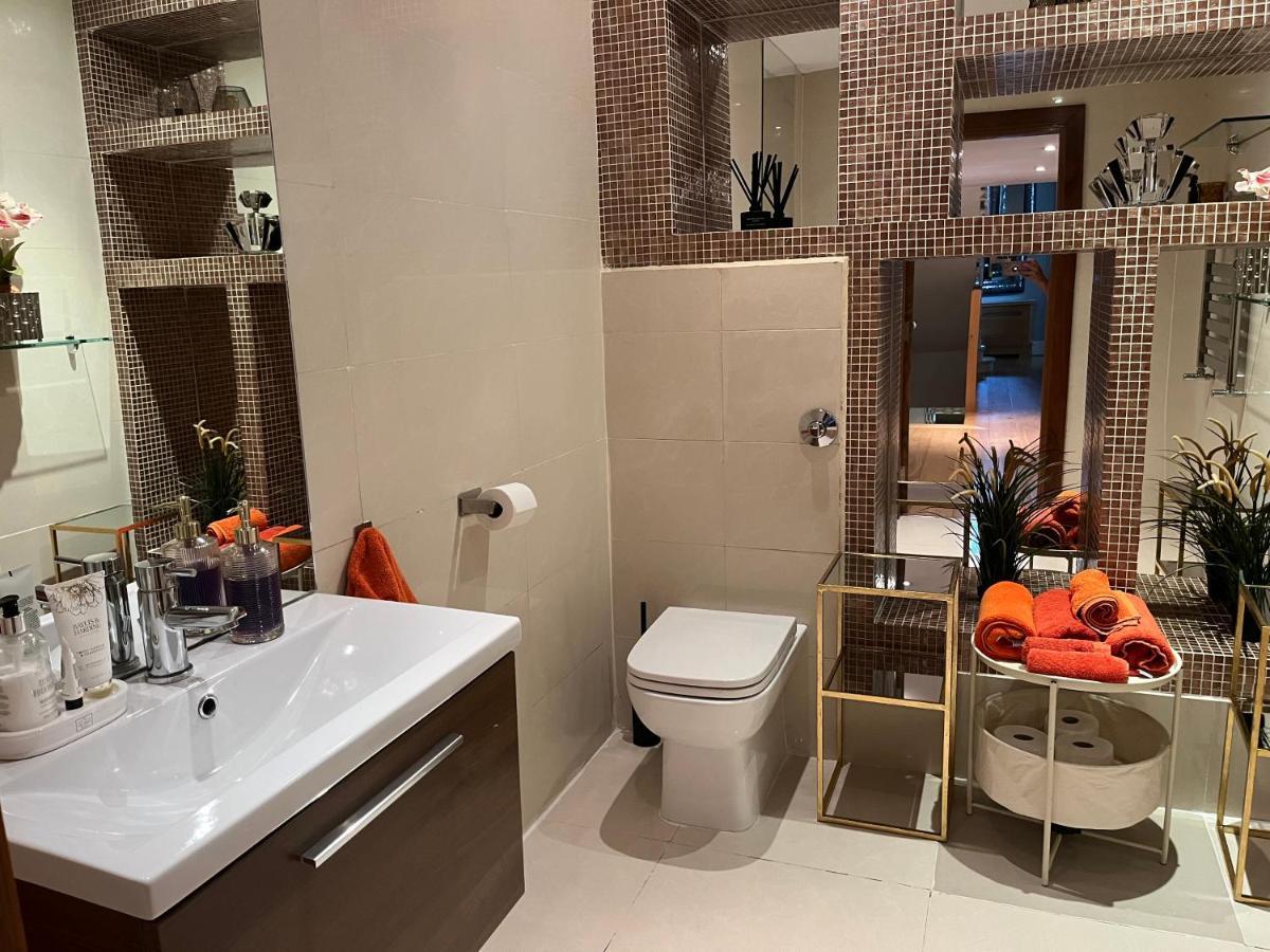 Mansion Queensberry * London
