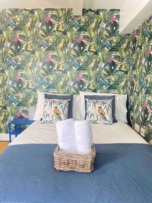 Chic 2 Bed In Brick Lane * Londen