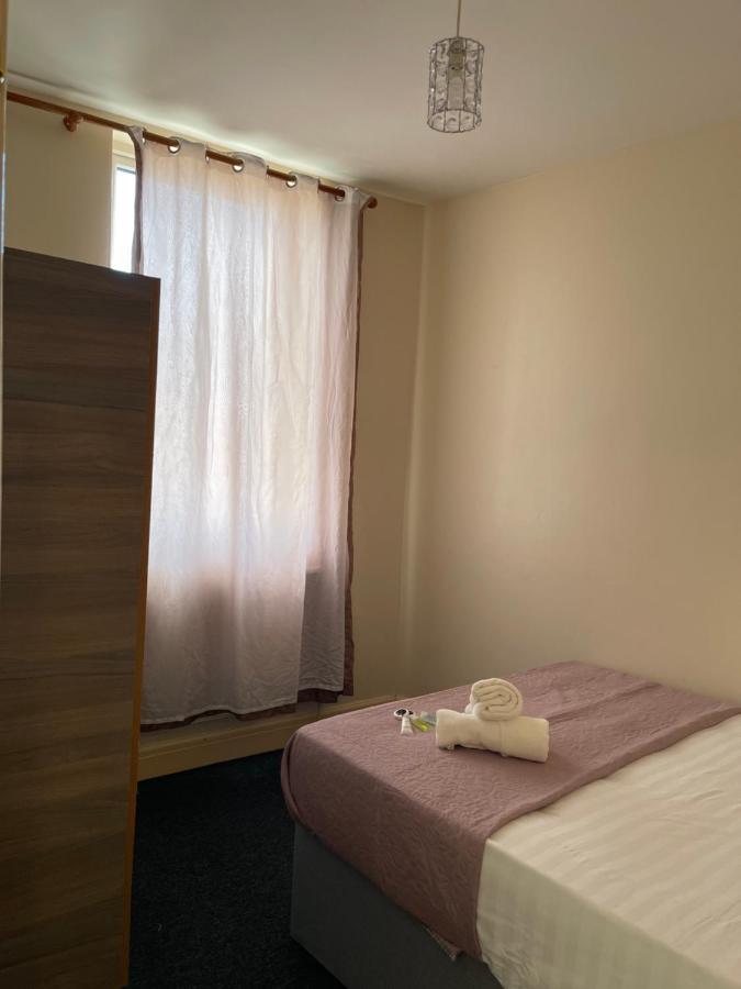 Ensuite Family In Stratford Gjestgiverier *
