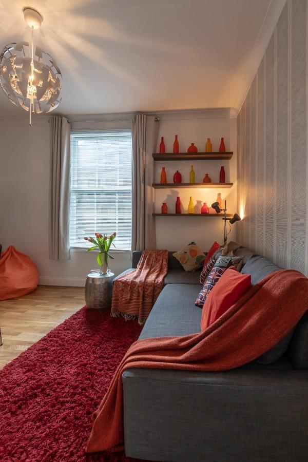 The Wanderlust - 1 Bedroom L Sleeps 4 With Sofa Bed L Prime Location Free Wifi L Perfect For Business & Leisure Travelers L 15percent Off Weekly & 20percent Off Monthly Stays! Appartement *