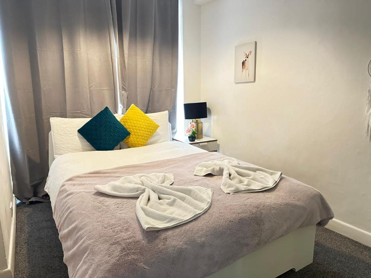 Burwood 2 Bedroom London