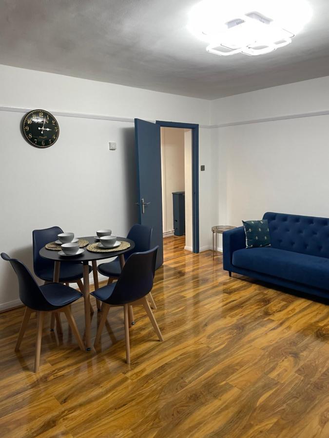 Elegant 2 Bedroom Flat In Chiswick Near Tube Stations Leilighet *