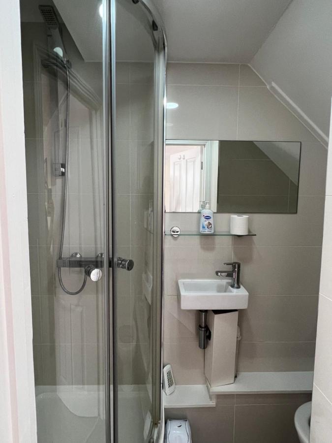 Modern 3 Bedroom 3 Bathroom With Private Garden - Maida Vale Appartement Londen