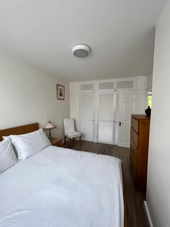 Modern 3 Bedroom 3 Bathroom With Private Garden - Maida Vale Appartement Londen