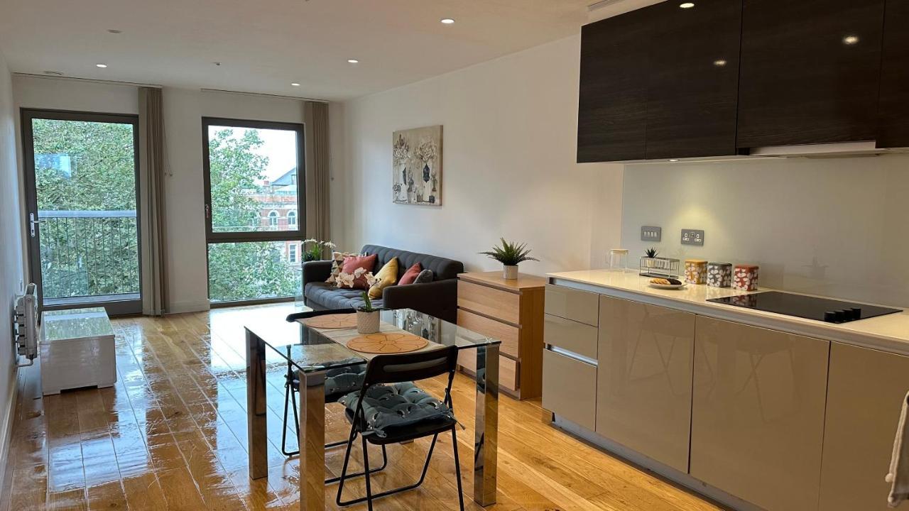 In Luxury Guest house London