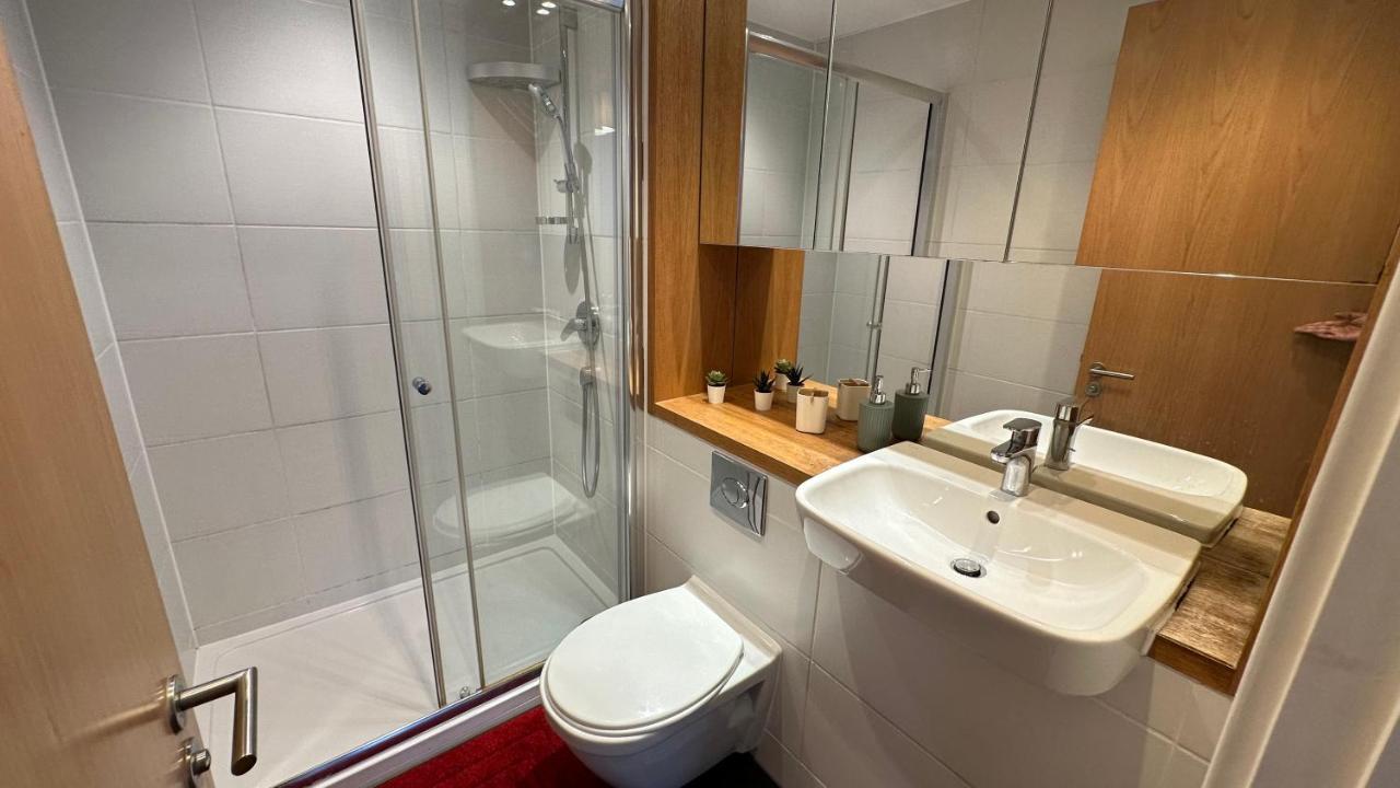 In Luxury * London