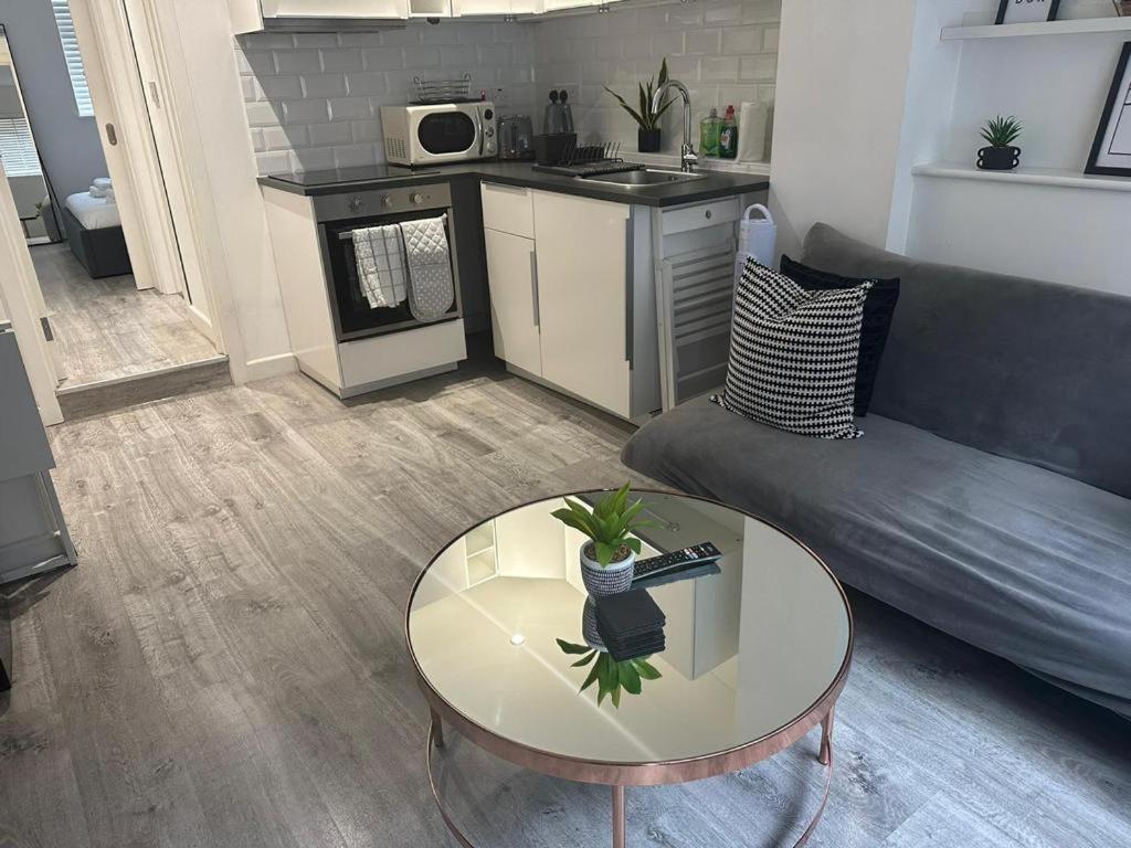 Modern 1 Bed Flat In The Heart Of Hackney *