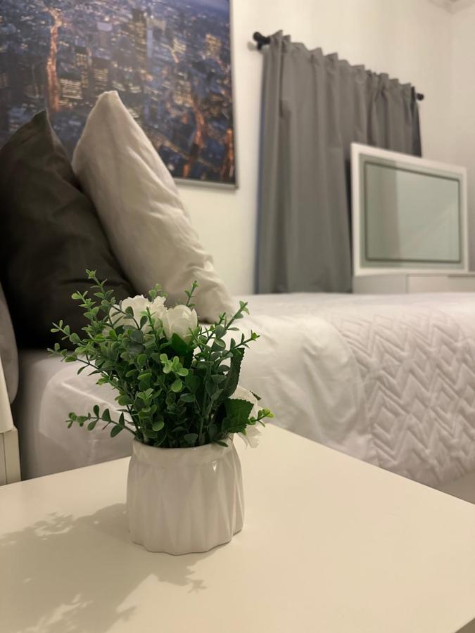 Privatunterkunft Spacious And Homely One Bedroom *