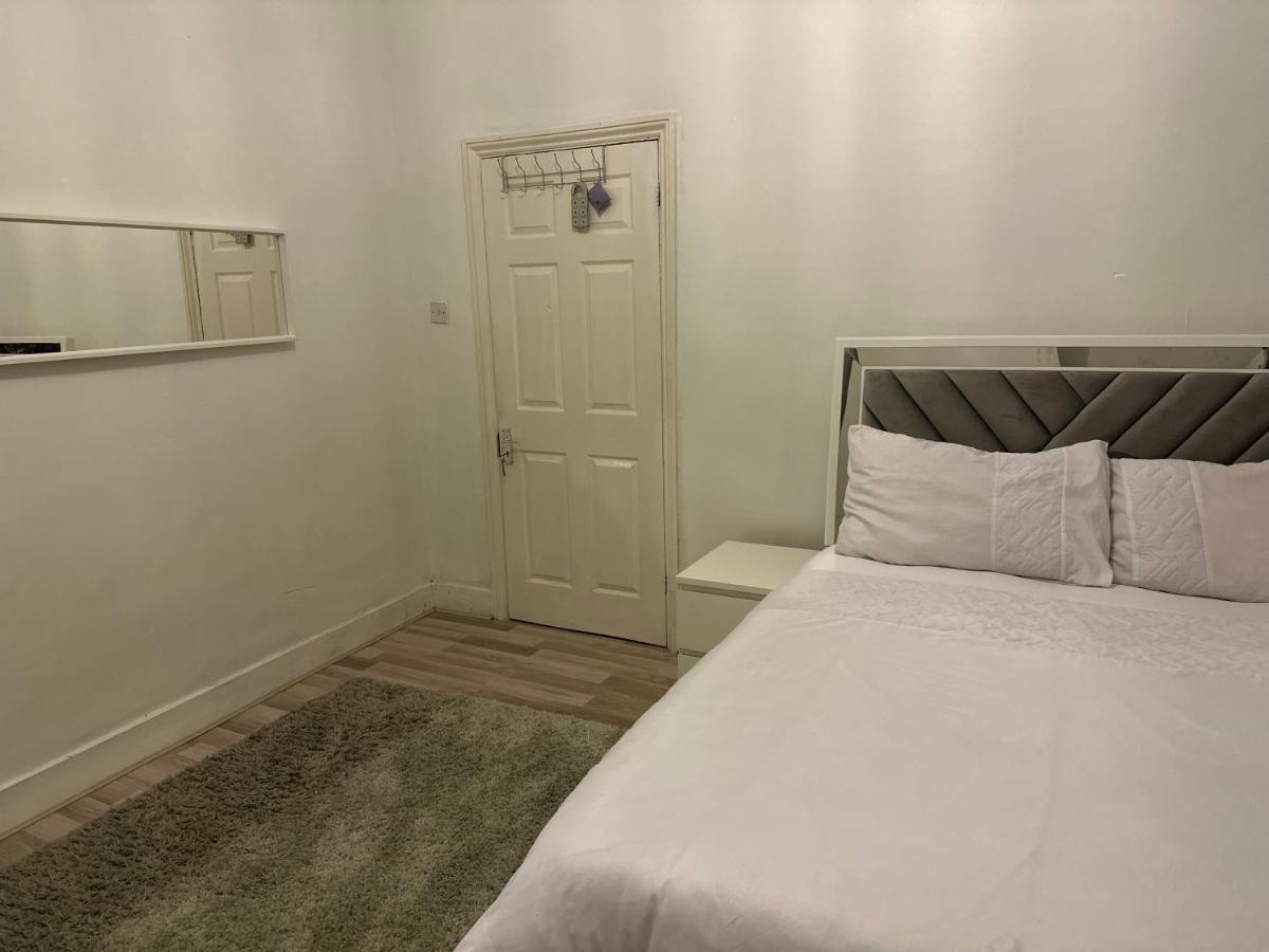 Spacious And Homely One Bedroom Privatunterkunft London