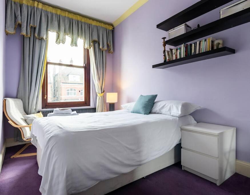 Stunning Three Bed In West Hampstead Appartement *