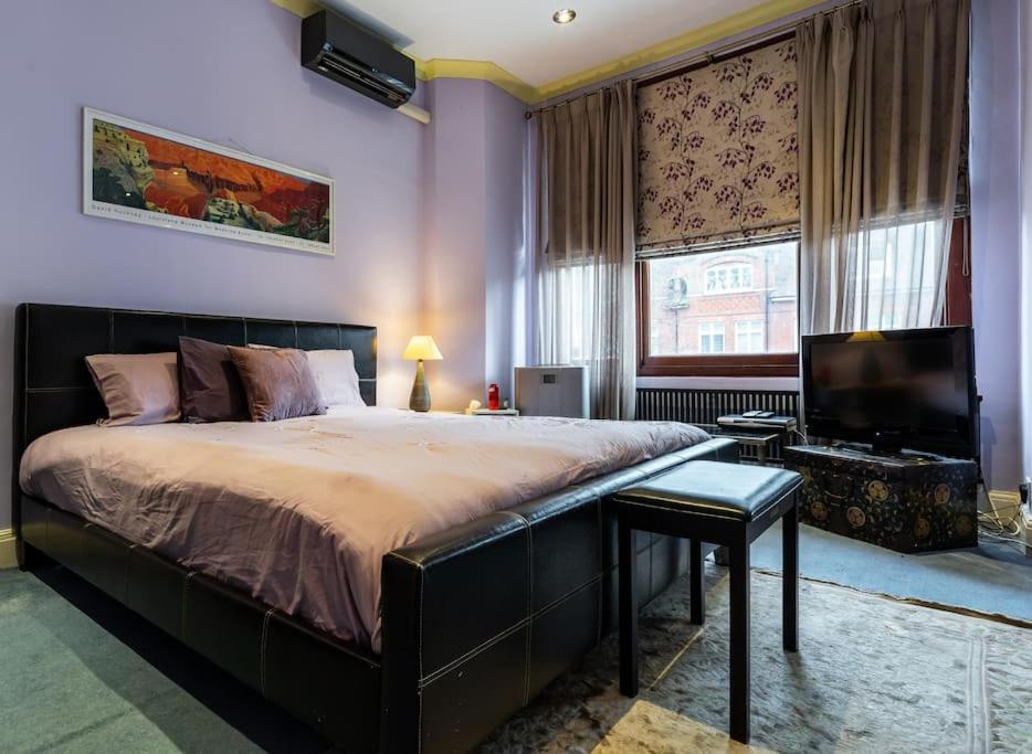 Stunning Three Bed In West Hampstead Appartement *