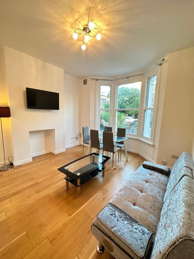 Maida Vale 3-bedroom Leilighet