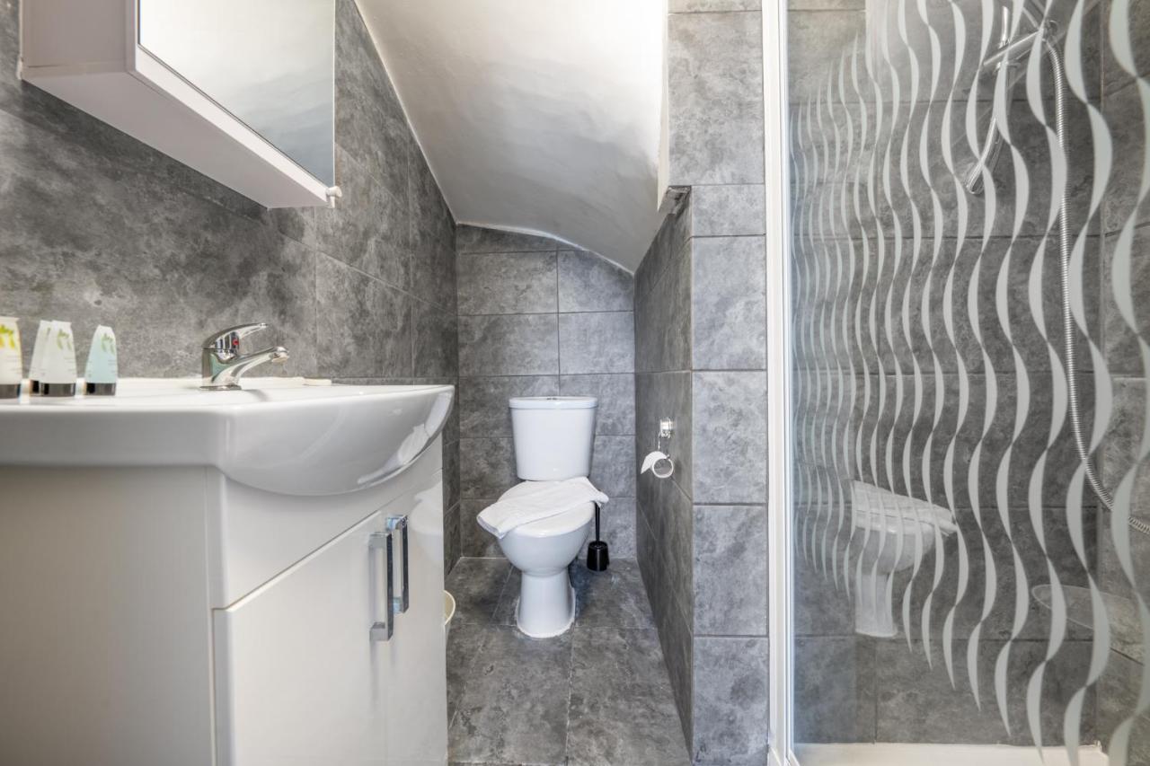 The Buross - Aldgate Aparthotel London