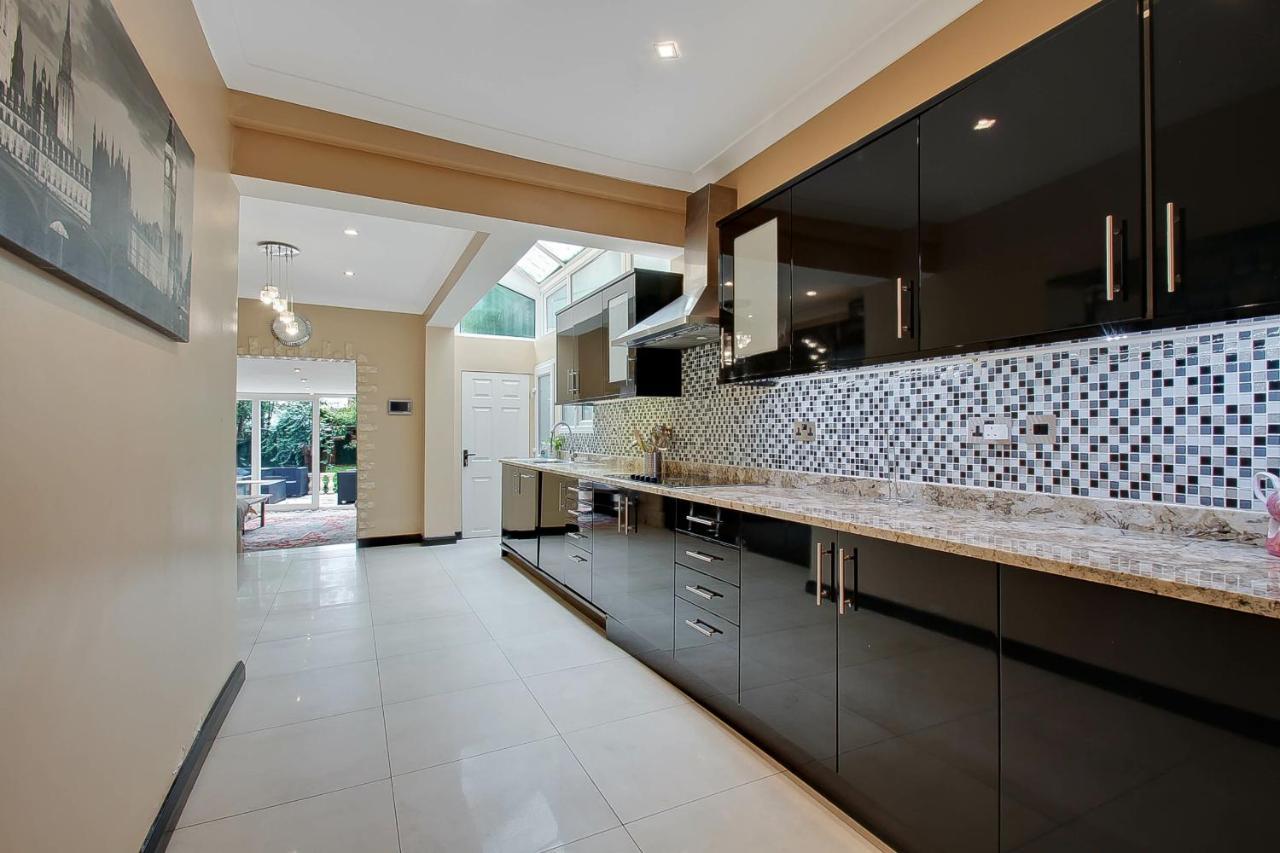 Holiday home Noel Road *