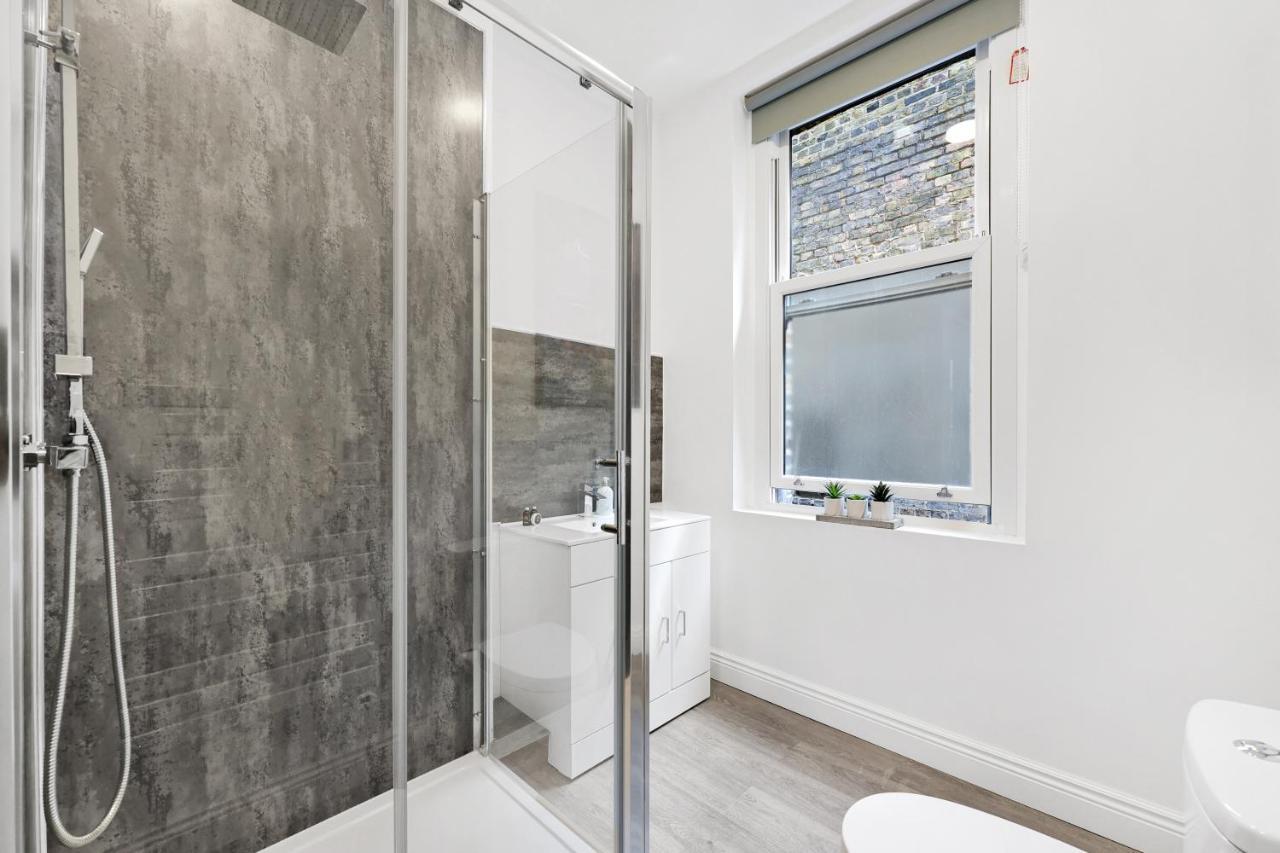 Apartment High Spec Two-bedroom Short Term & Flexible Renting Shoreditch With Free Wifi *