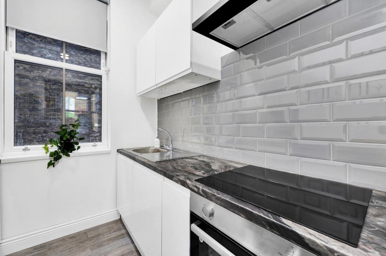 High Spec Two-bedroom Short Term & Flexible Renting Shoreditch With Free Wifi London