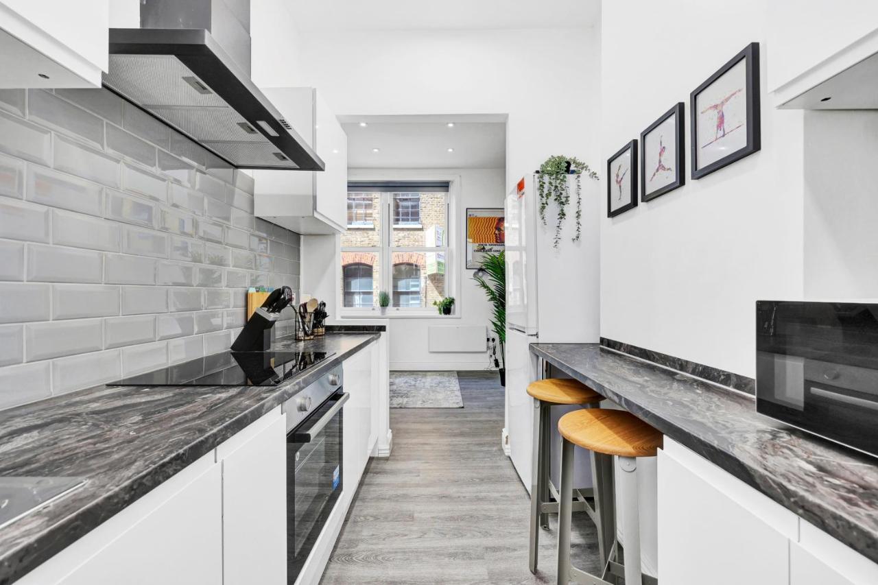 Apartment High Spec Two-bedroom Short Term & Flexible Renting Shoreditch With Free Wifi *
