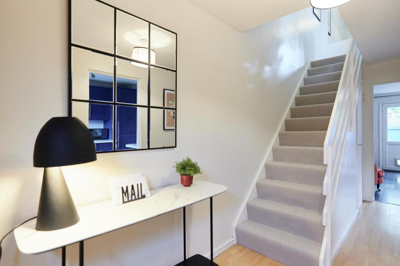 The Chiswick Escape - Lovely 2bdr House With Garden *