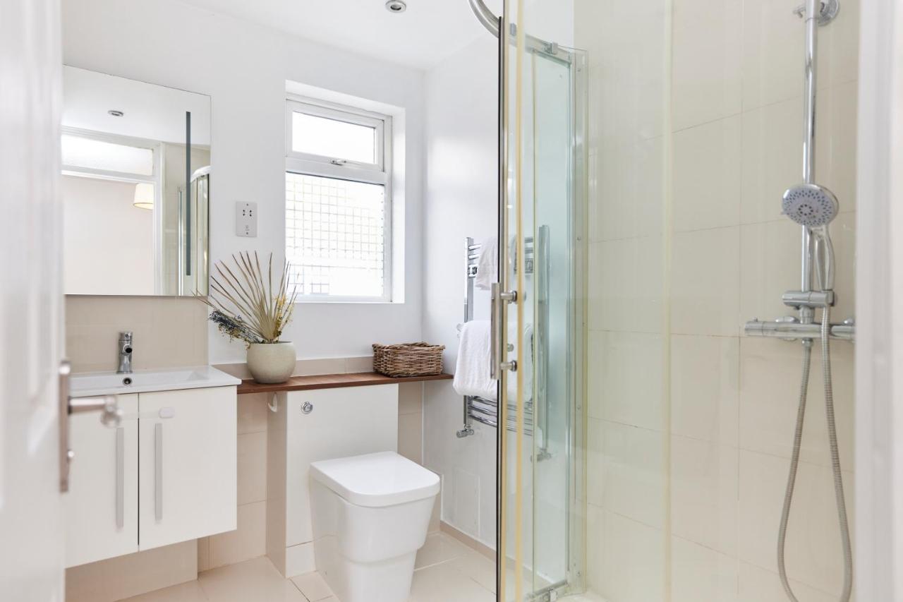 Leilighet The Chiswick Escape - Lovely 2bdr House With Garden London