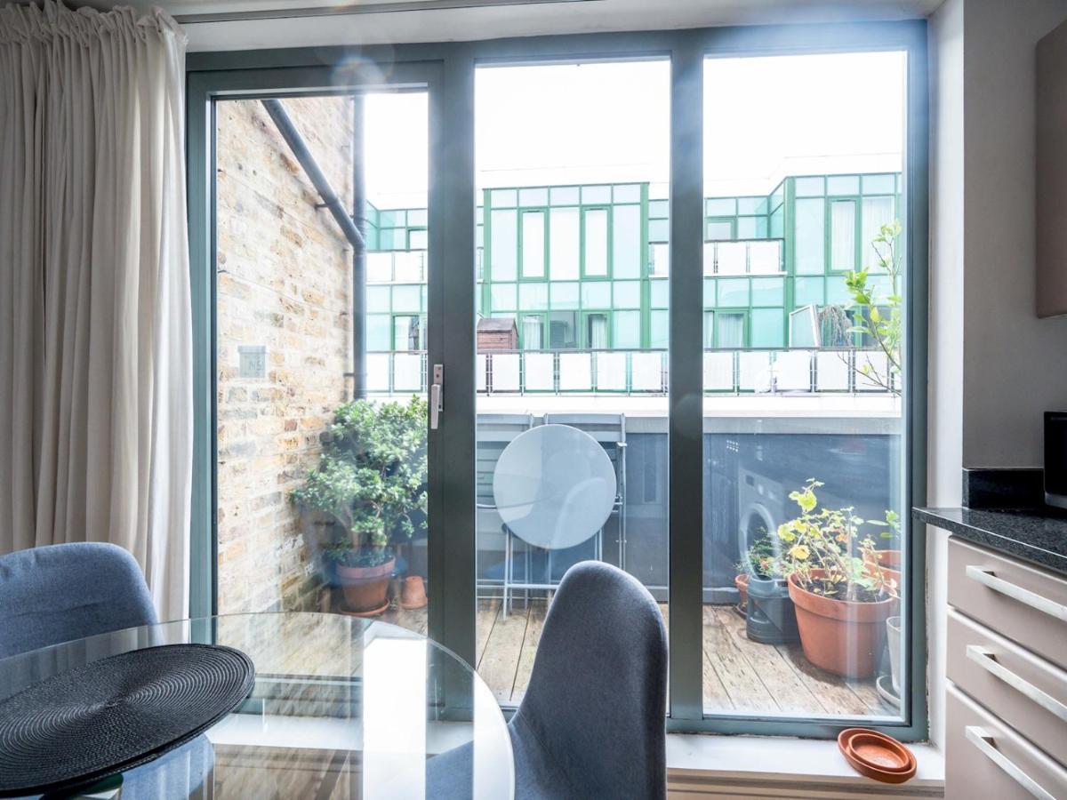 Cosy And Spacious Flat Near Bridge Apartamento