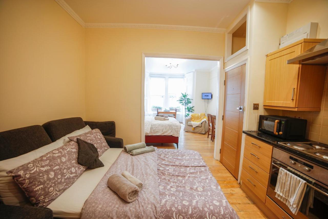 Lovely&bright Flat Close To *