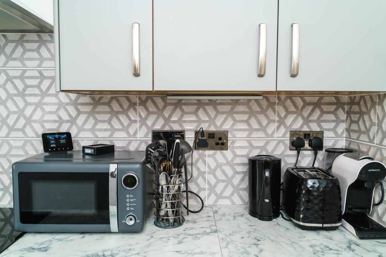 Appartement Modern 2 Bed Close To Westfield Stratford Mall With Garden