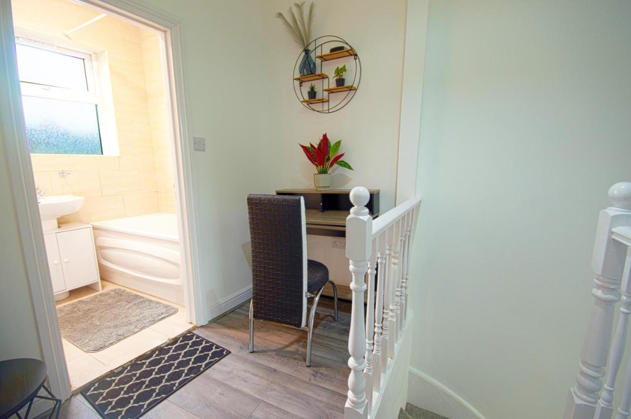 Apartment Cosy Family W/wi-fi, Parking, Self Check-in *