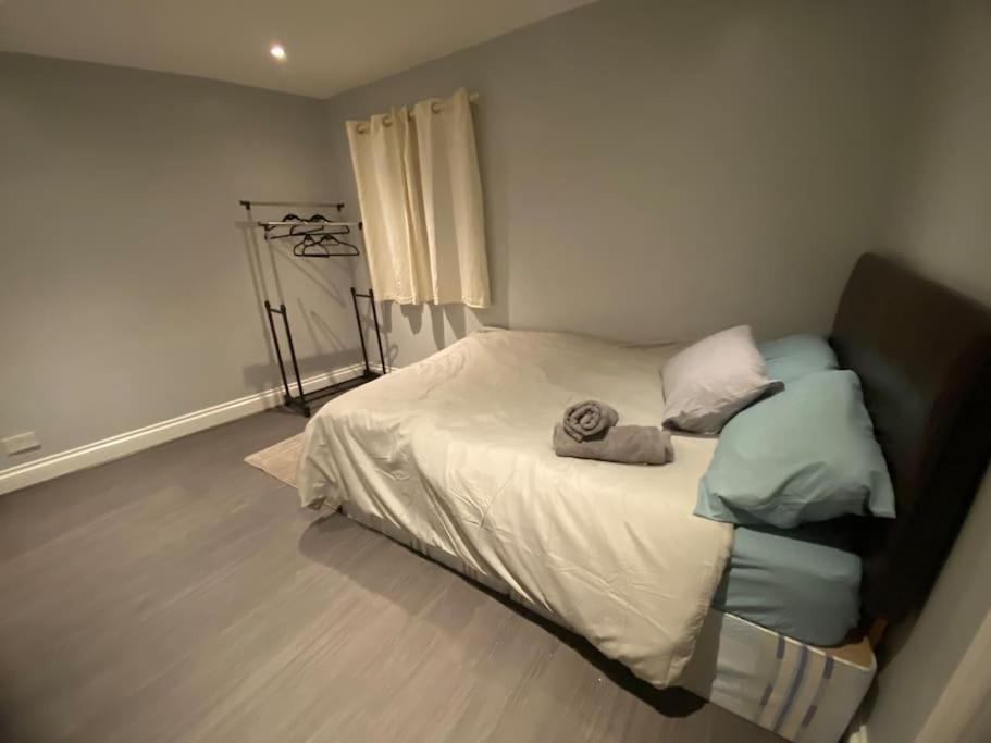 Apartment Spacious 2 Bedroom Flat