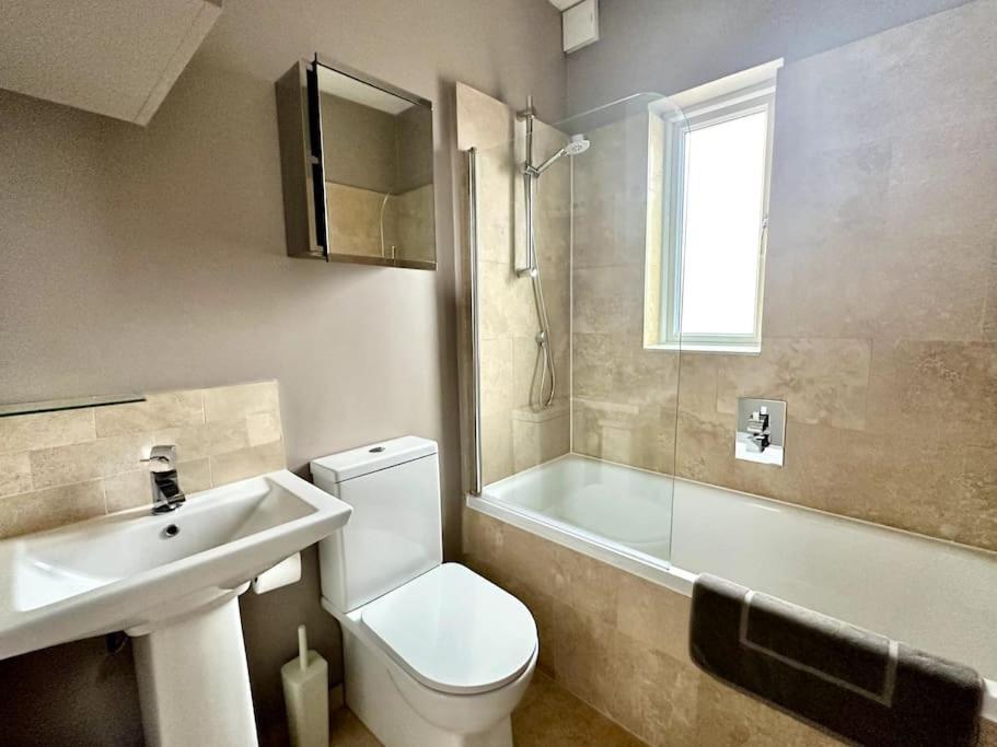 Luxury 2 Bed Flat Kings Road, Fulham Leilighet London