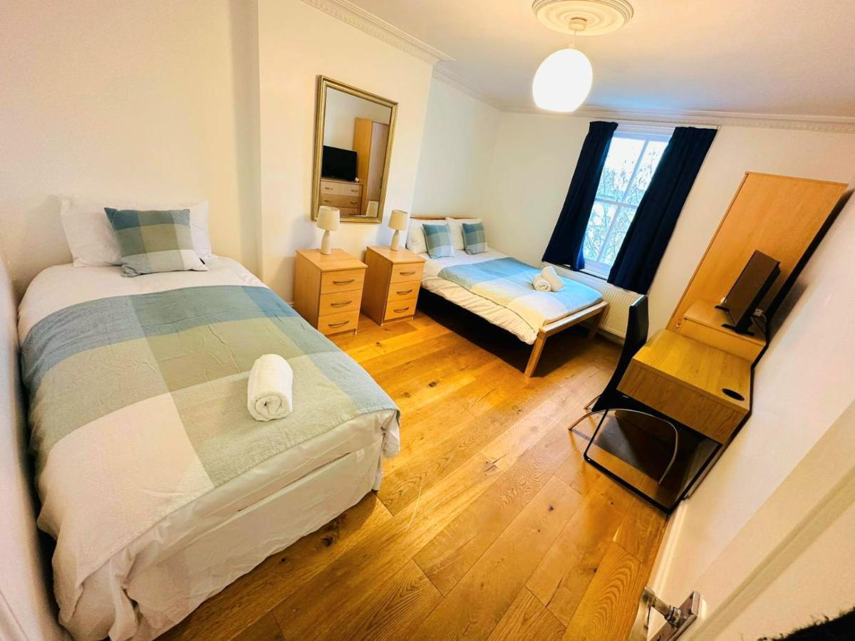 Apartment Cosy In Kensington - Great Location! 3 Minutes Walk To Earl's Court Station London