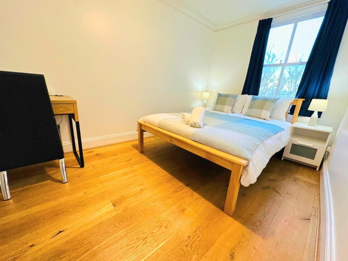 Apartment Cosy In Kensington - Great Location! 3 Minutes Walk To Earl's Court Station *