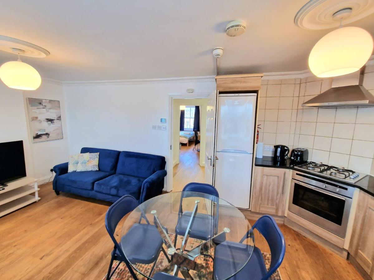 Apartment Cosy In Kensington - Great Location! 3 Minutes Walk To Earl's Court Station