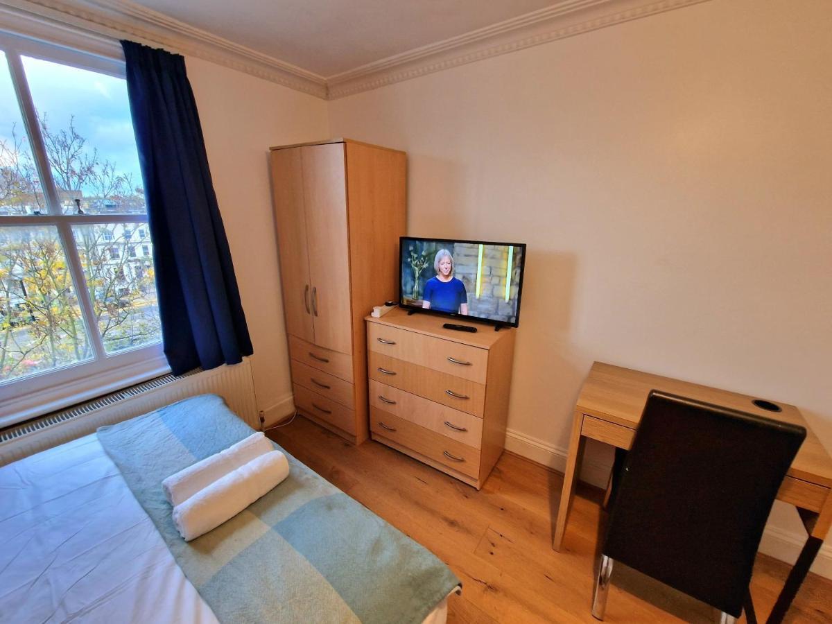 Cosy In Kensington - Great Location! 3 Minutes Walk To Earl's Court Station London