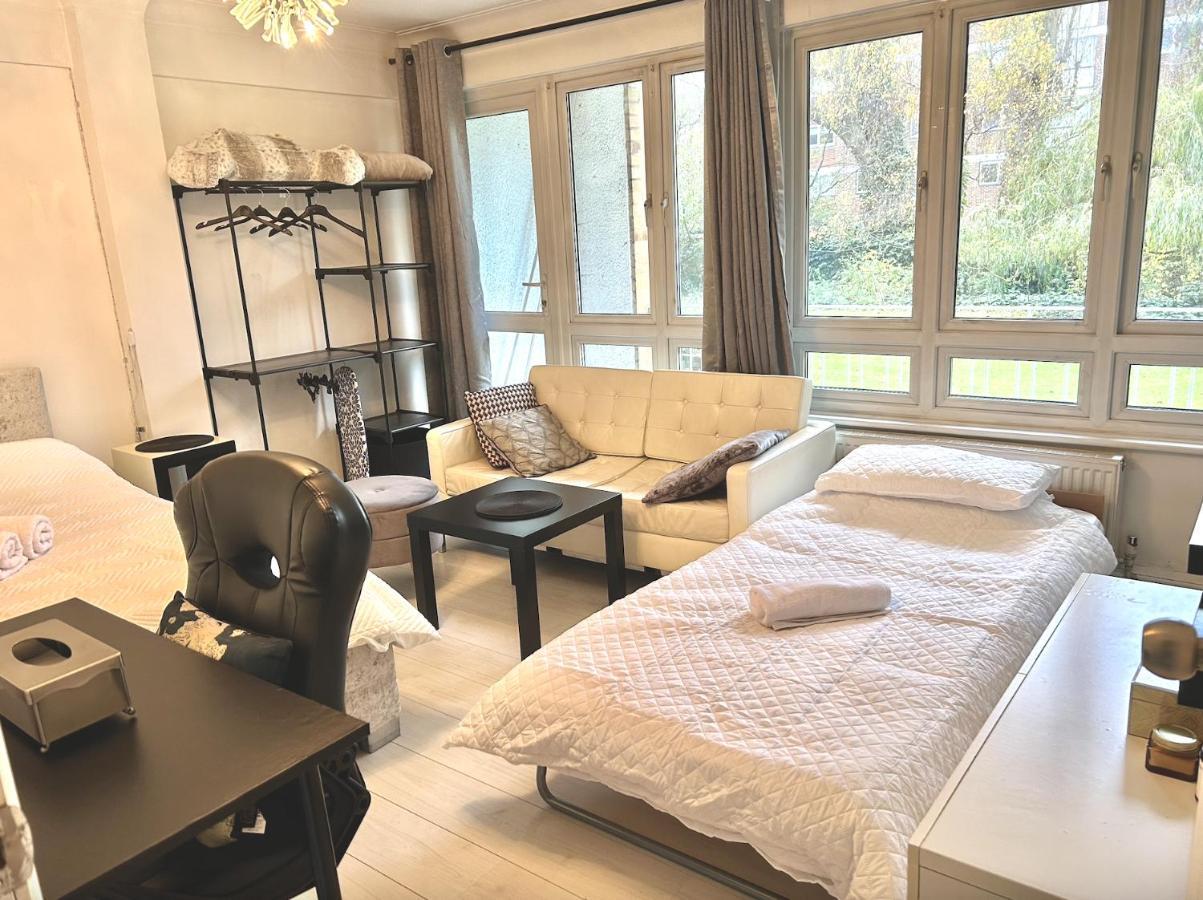 Spacious Modern Family Bedroom In Central Privatunterkunft
