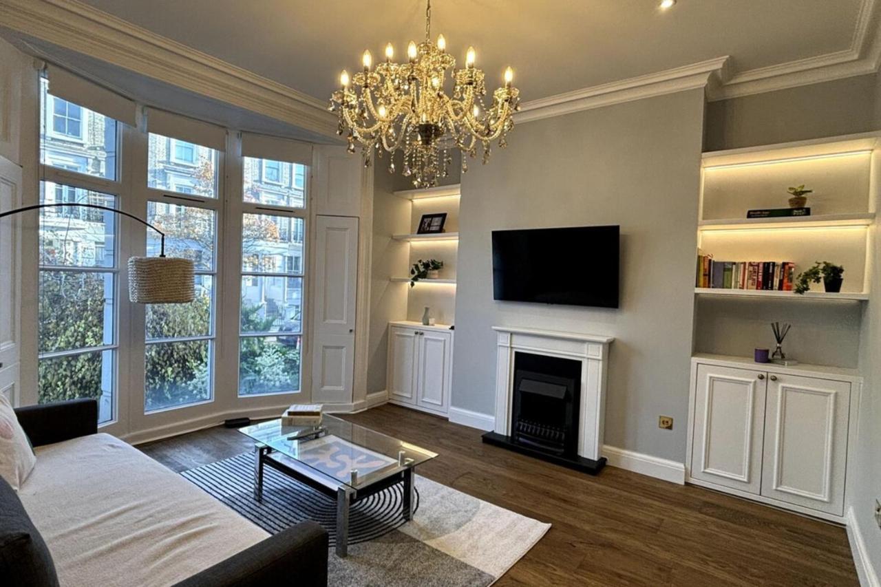 Elegant & Beautifully Presented 1bd Flat- Chelsea! *