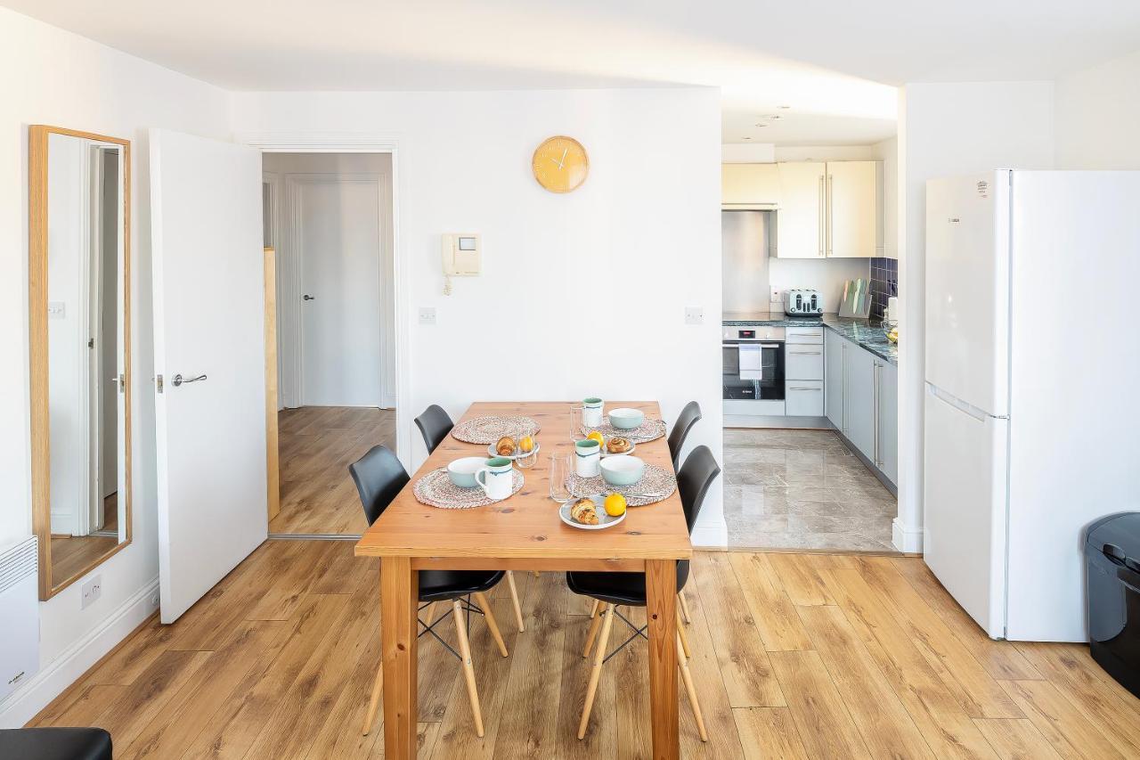 The Bright Flat In Whitechapel Apartment *