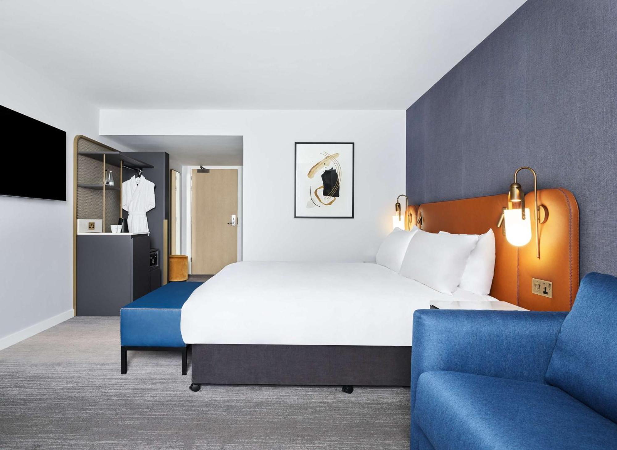 Hyatt Regency Stratford 4*
