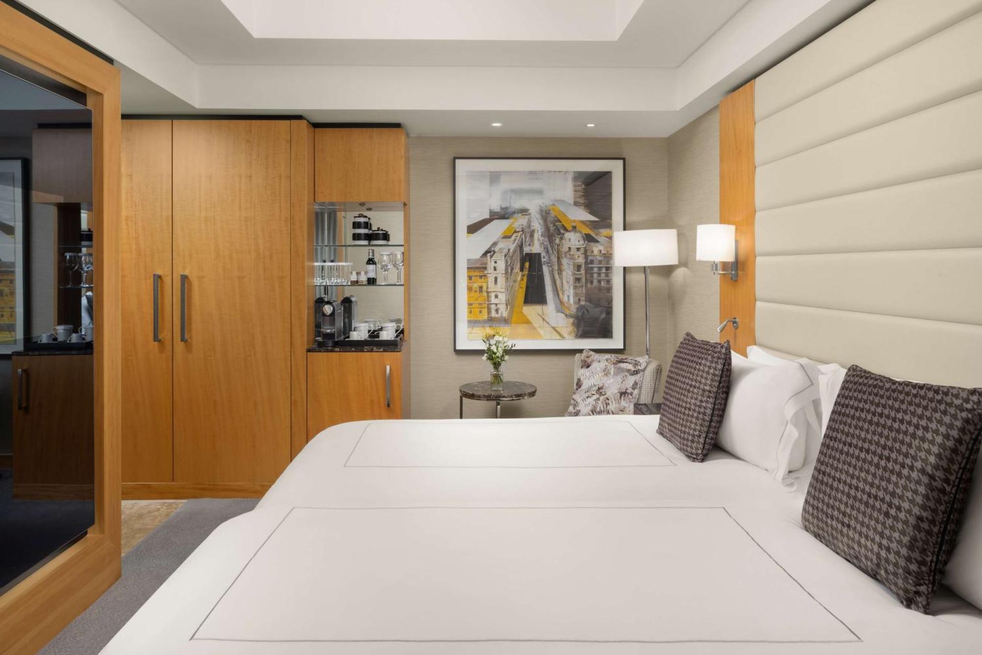 Conrad St 5* London