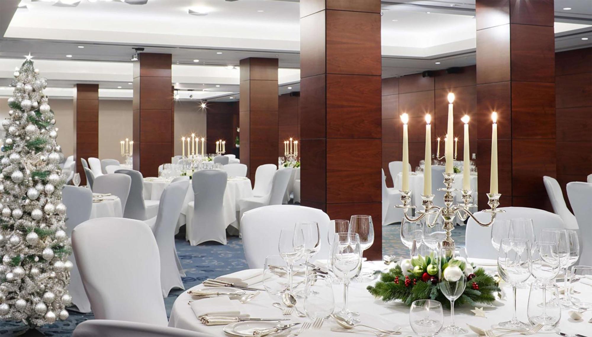 Conrad St Hotel 5*