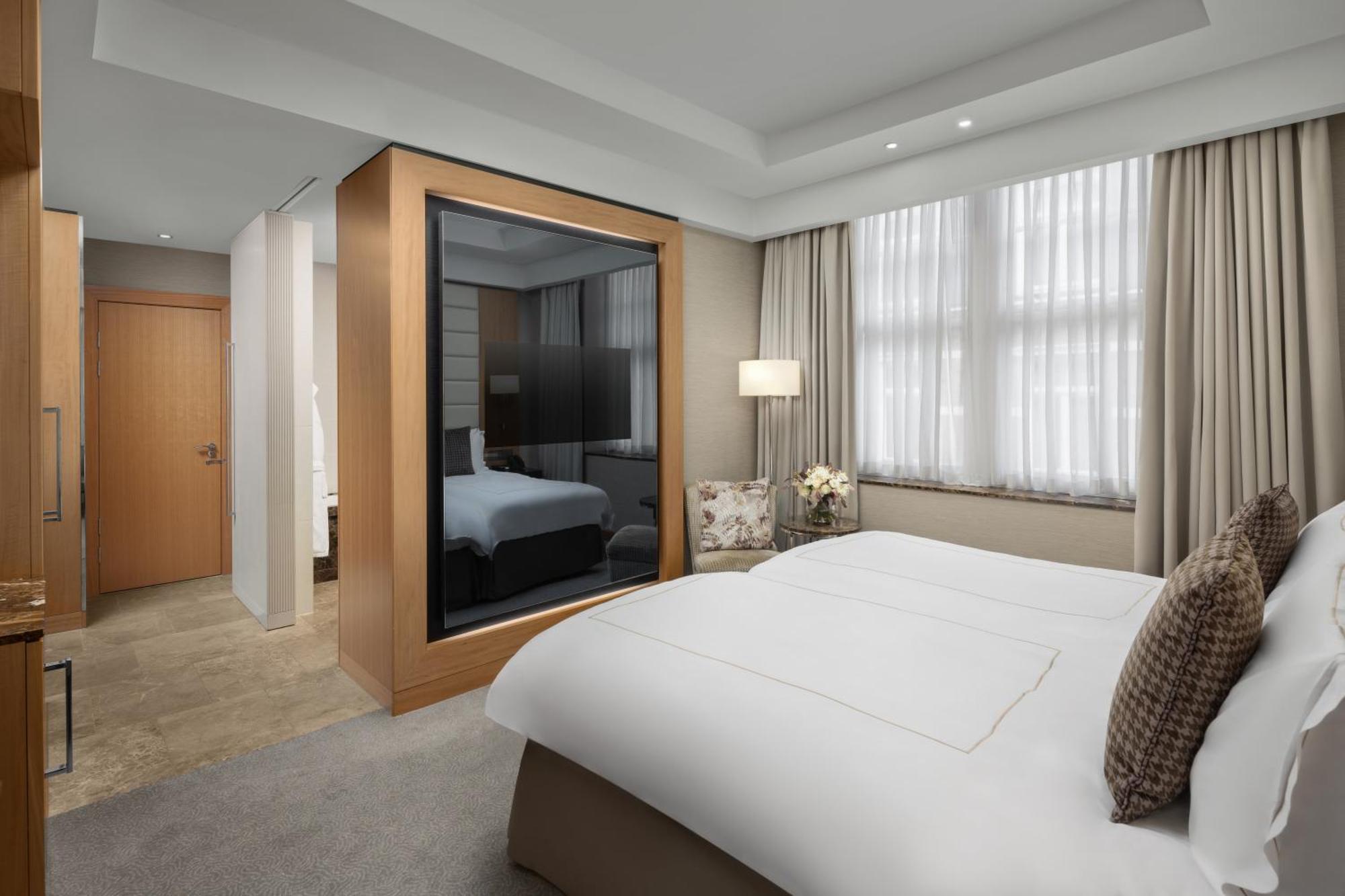 Hotel Conrad St 5*