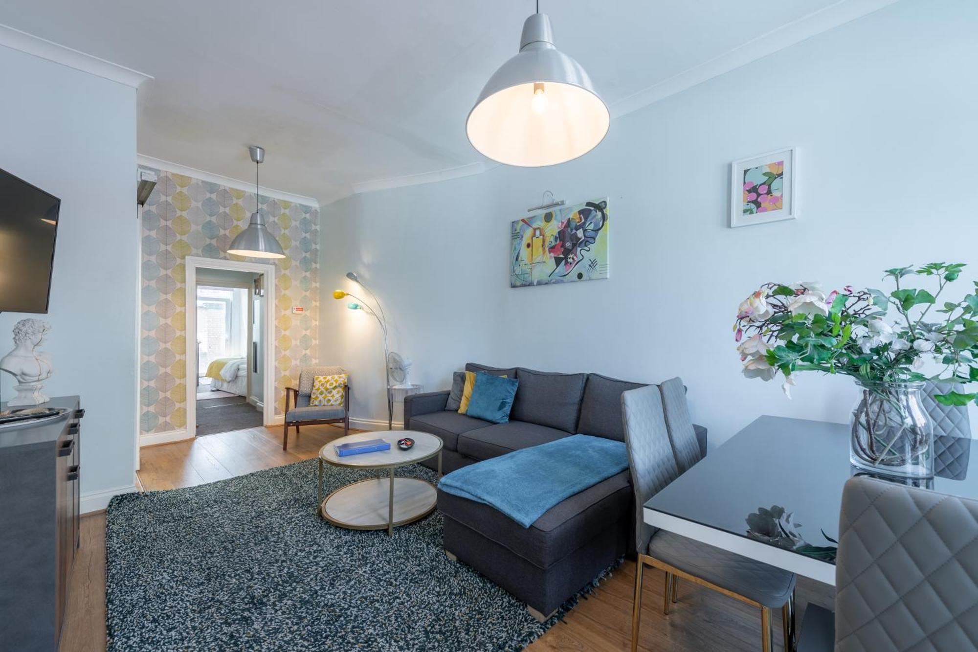 Spacious Comfy 2br Flat Apartment