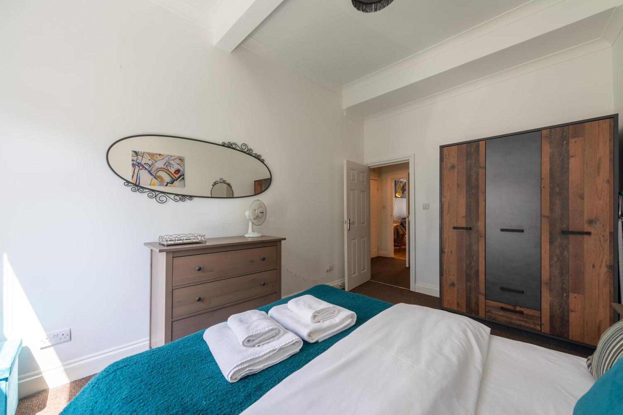 Apartment Spacious Comfy 2br Flat