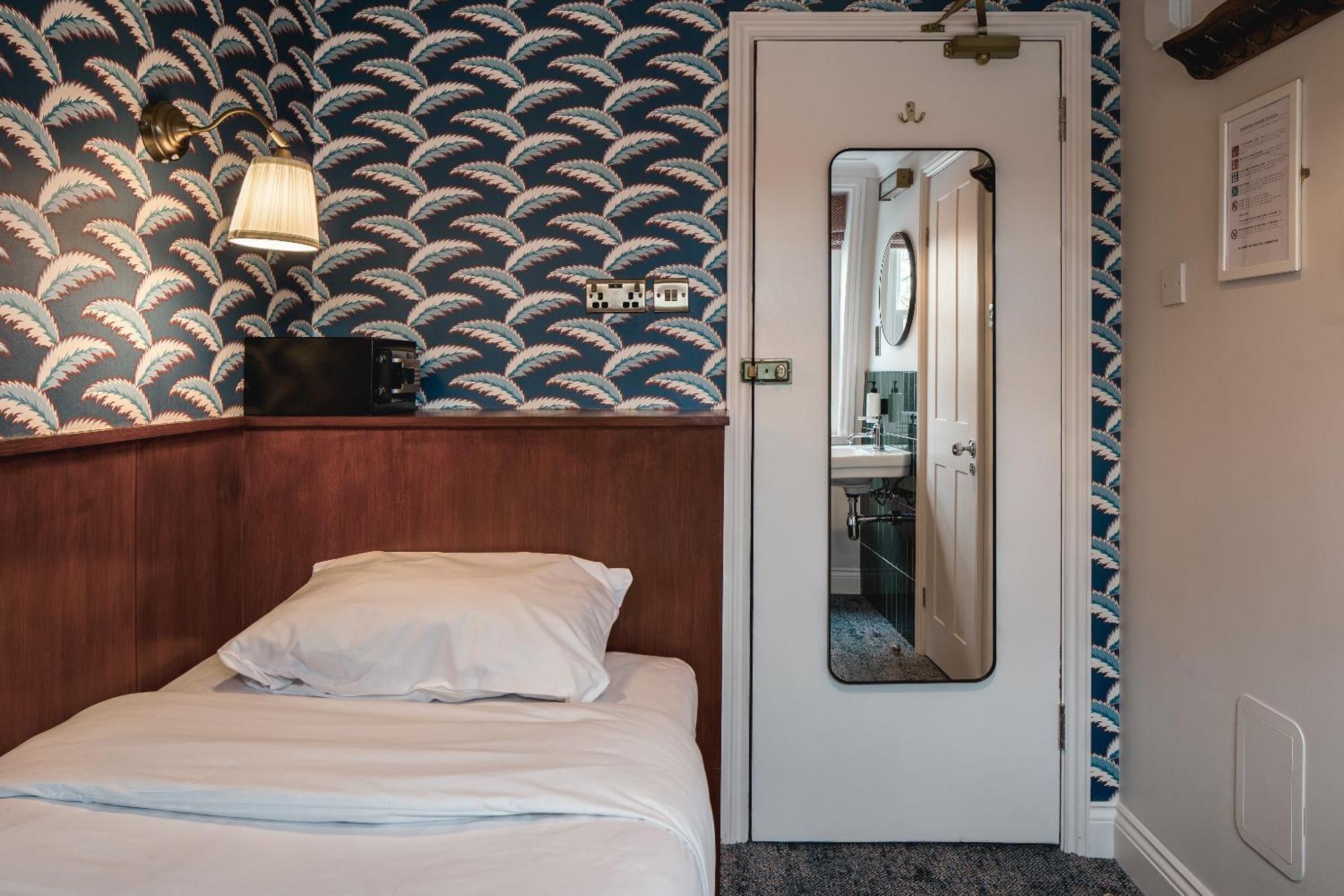 Hotel St. David's Paddington 2*
