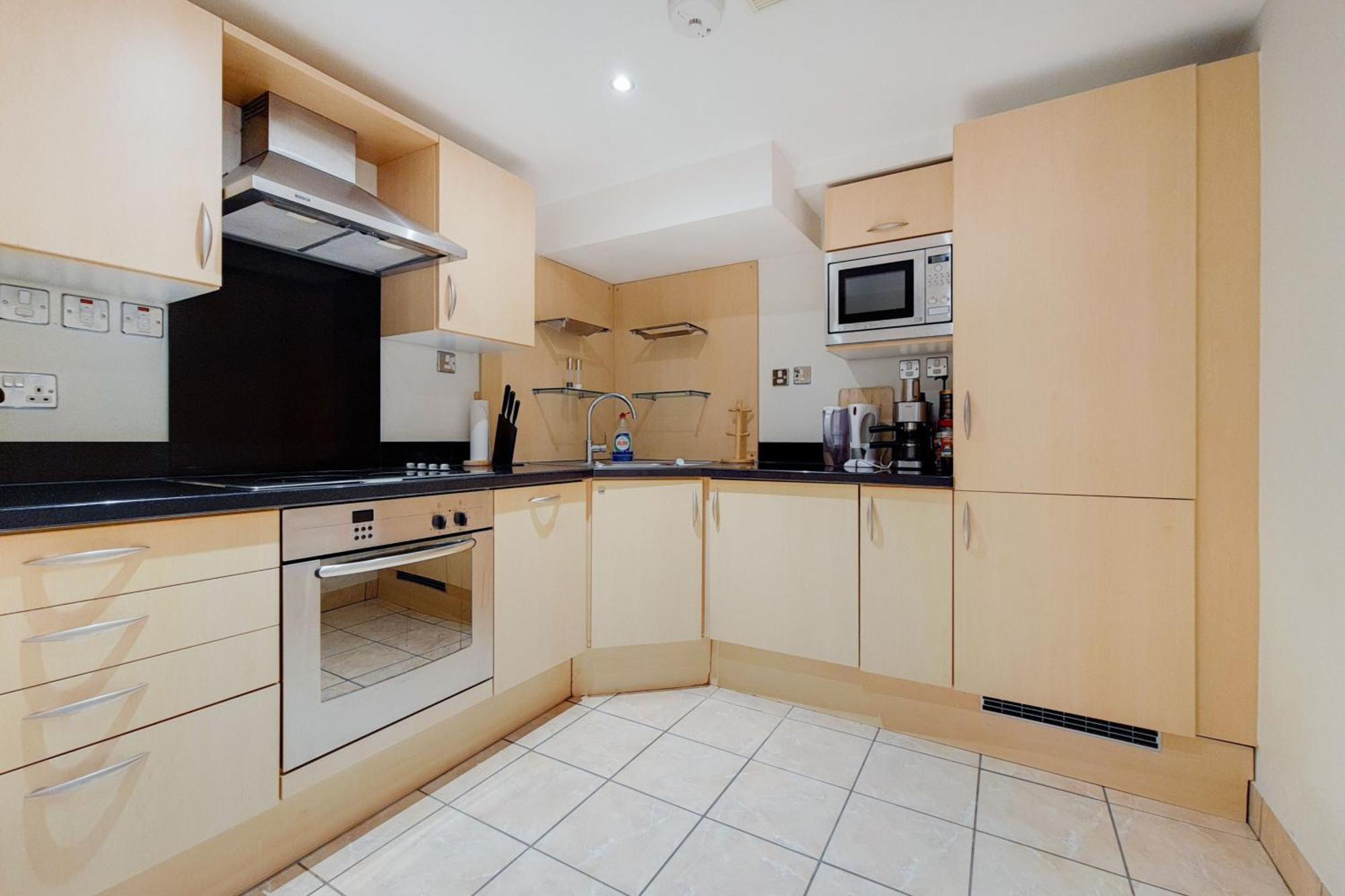 South Kensington - Point West Residences * Londen