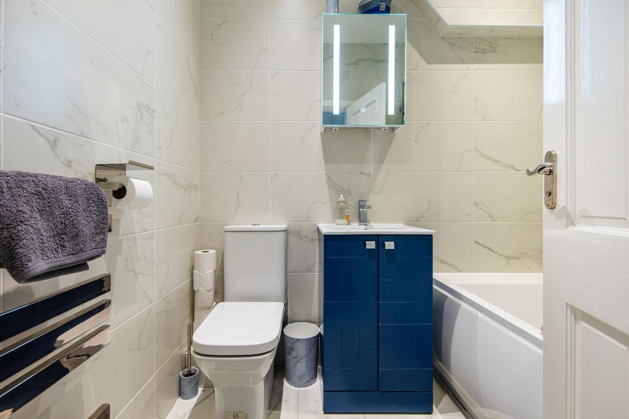 Cosy 1 Bed With Free Parking Close To Underground Station Zone 2 For Quick Access To Up To 5 Guests Apartamento *