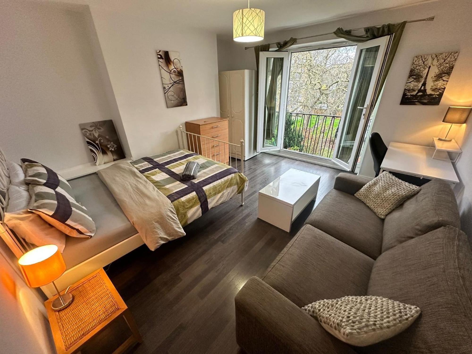 Renovu Exclusive Apartment London