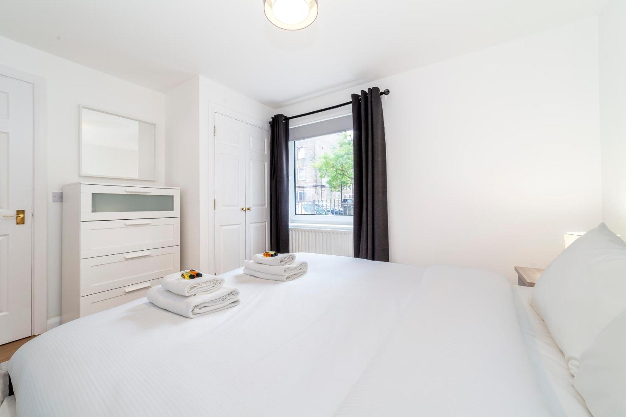 Charming 1br W Patio In Battersea *