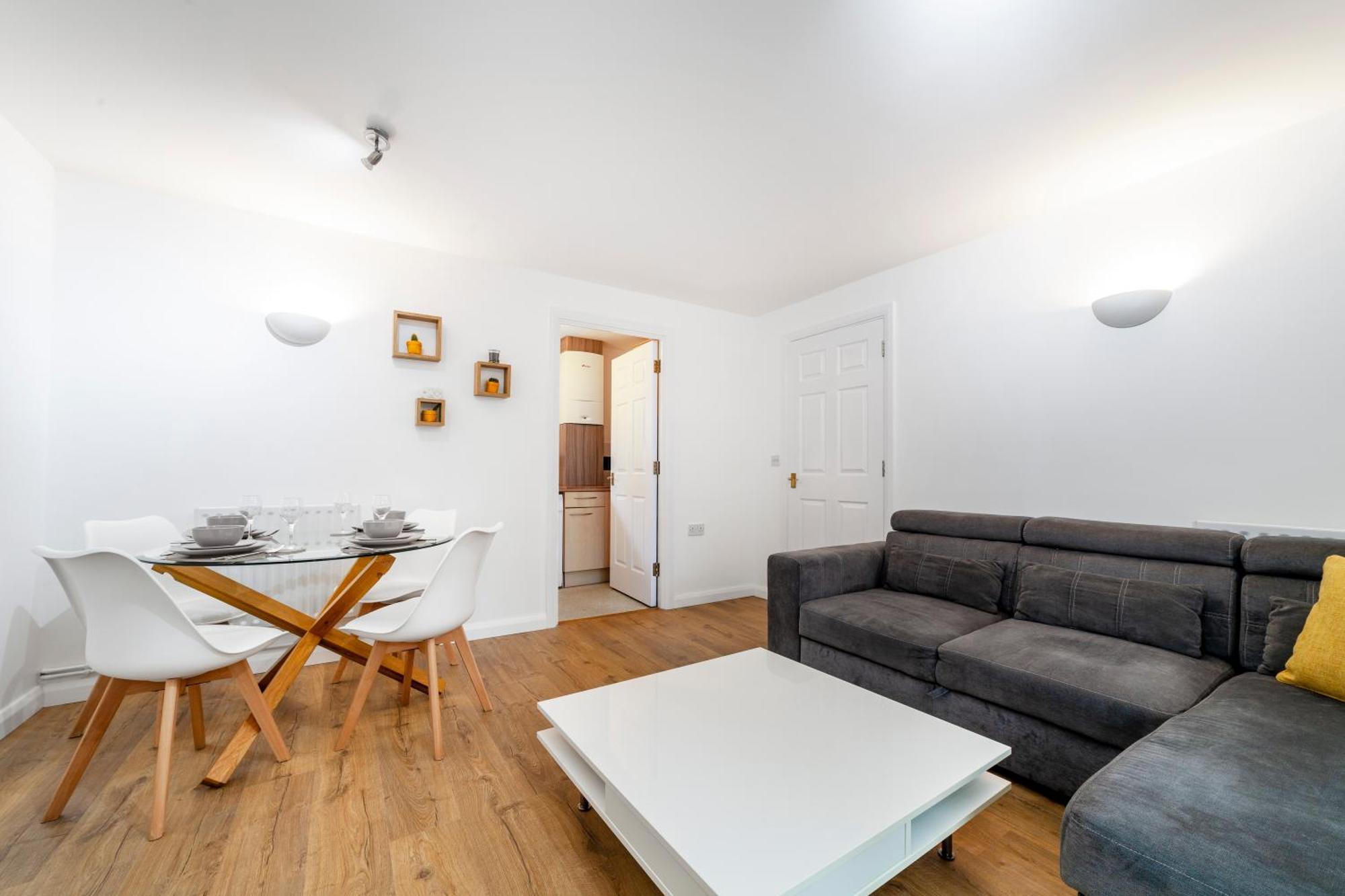 Charming 1br W Patio In Battersea * London